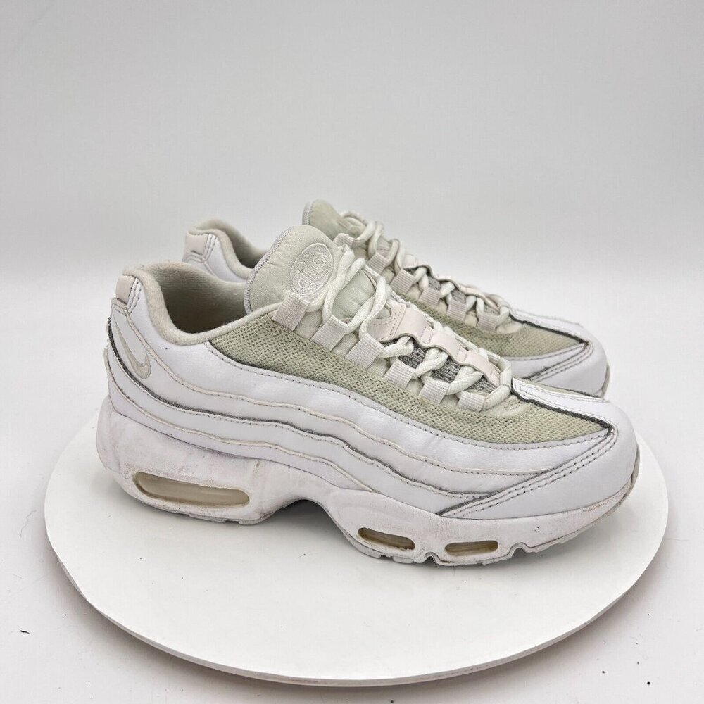 Nike Air Max 95 Recraft Youth Size 5.5Y Women 7 CJ3906-100 Triple White Shoes - Picture 4 of 14